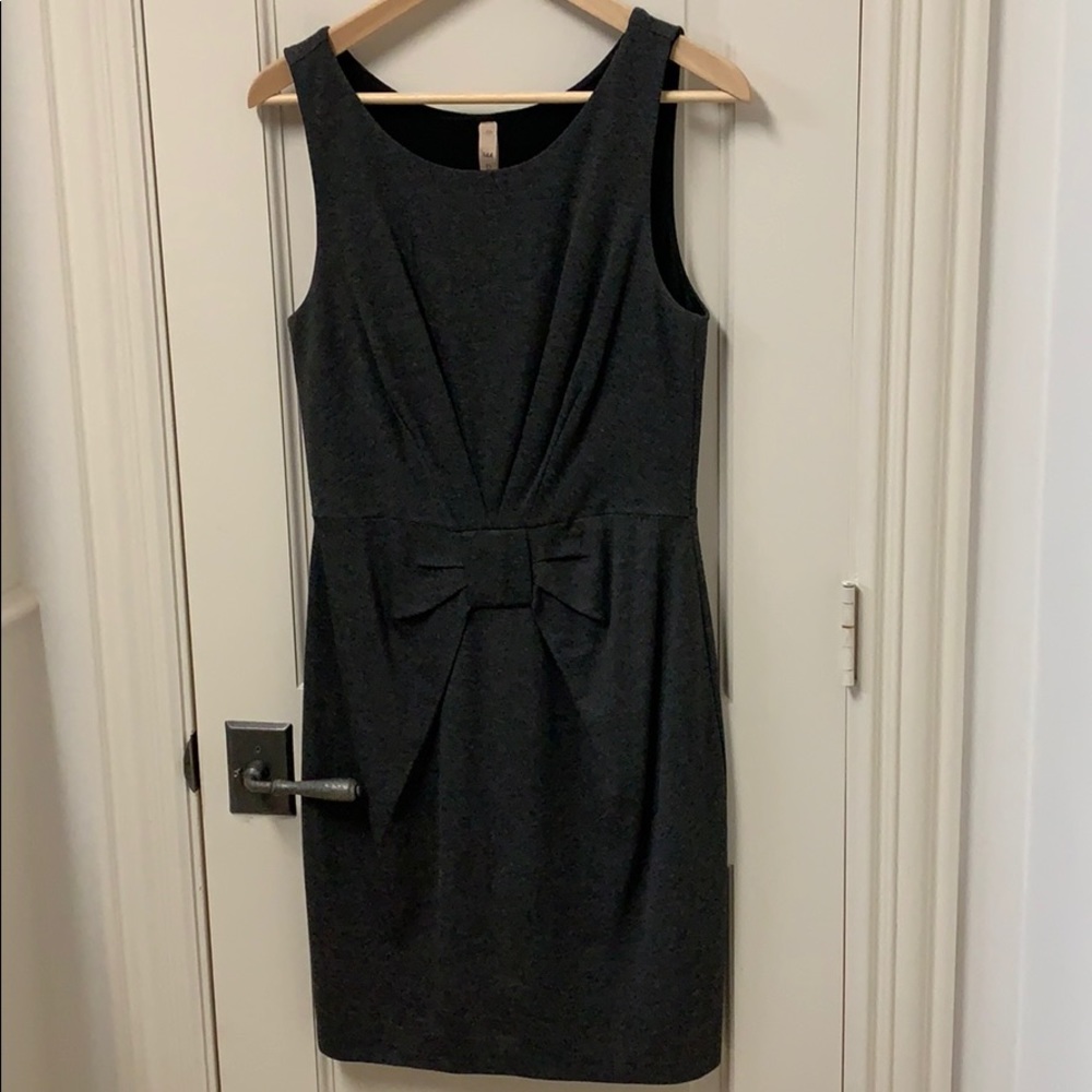 Bailey 44 size medium sleeveless dress in gray